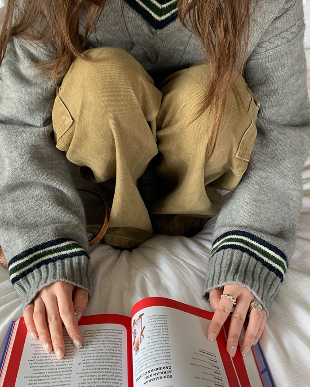 Cable Knit Sweater B0022