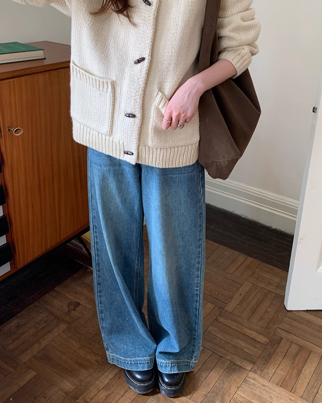 Wide Straight Denim Pants B0025