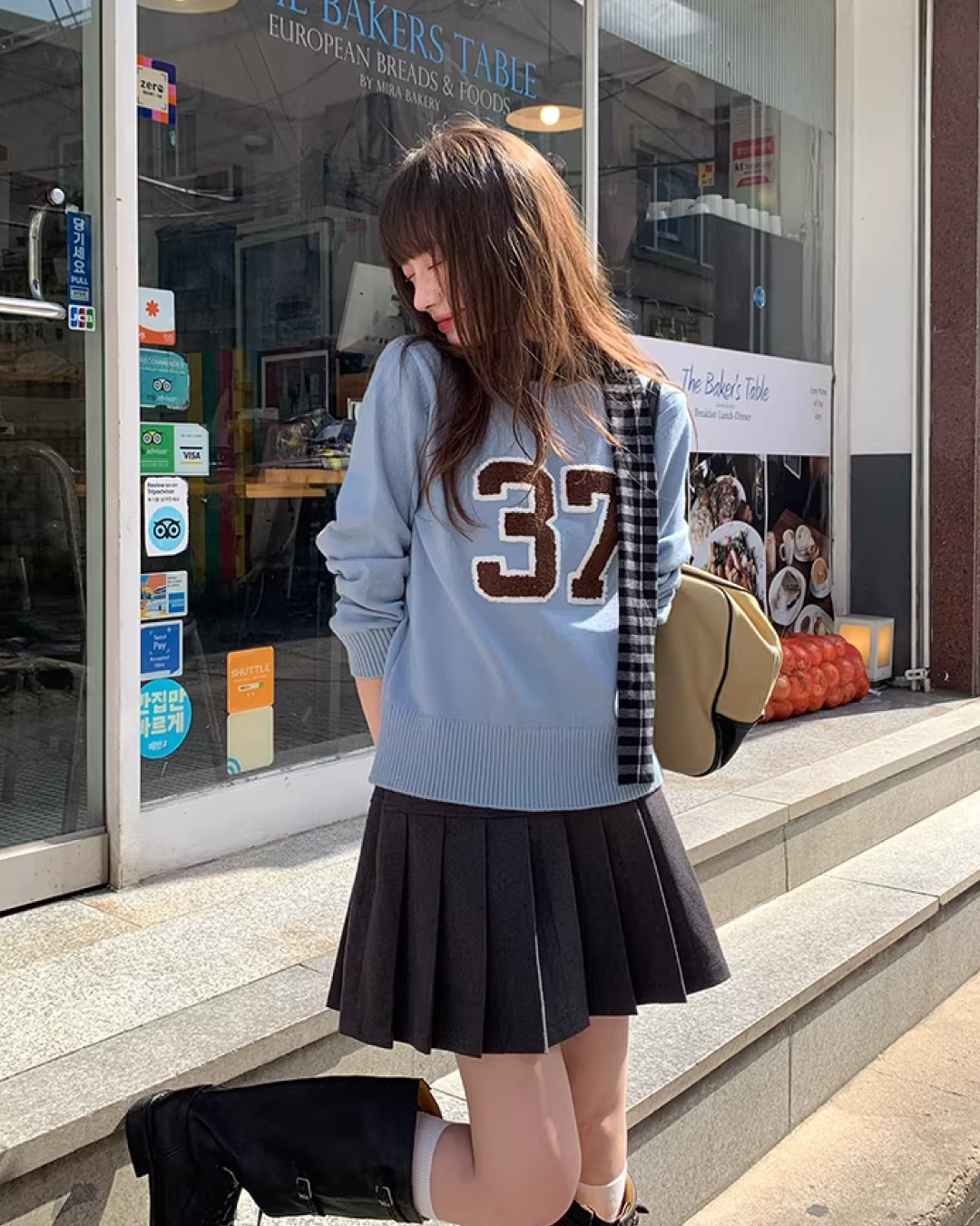 Short Number Sweatshirt BU0114