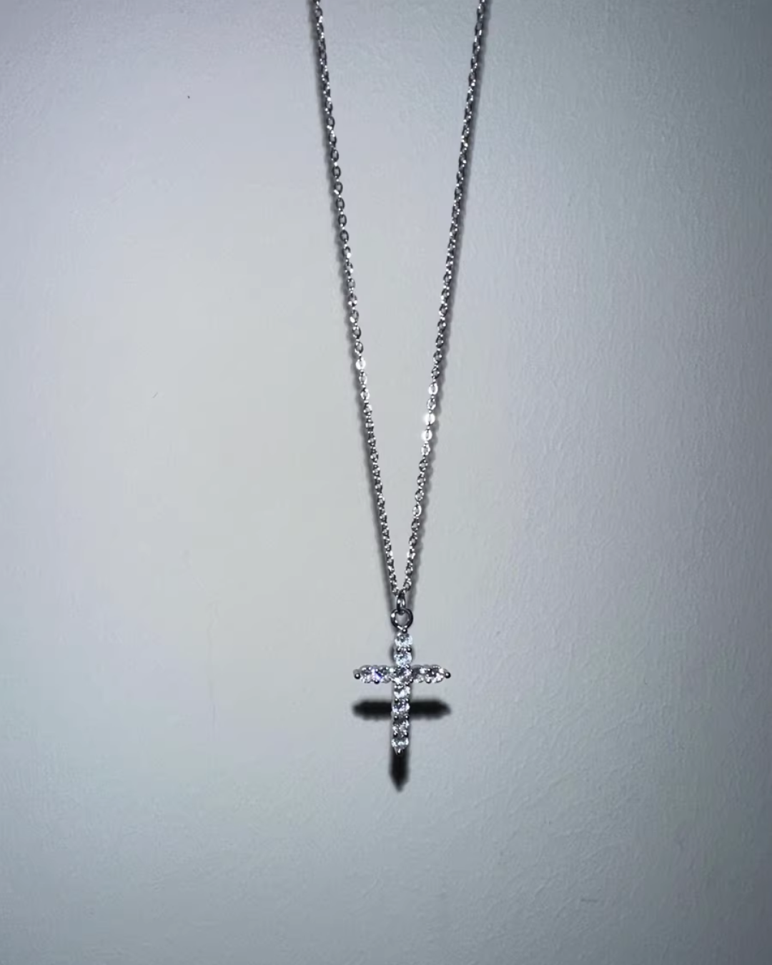 Mini Cross Necklace AC0003