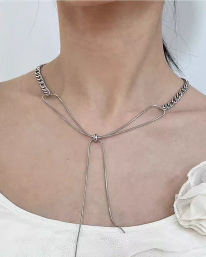 Silver Ribbon Design Necklace AC0012