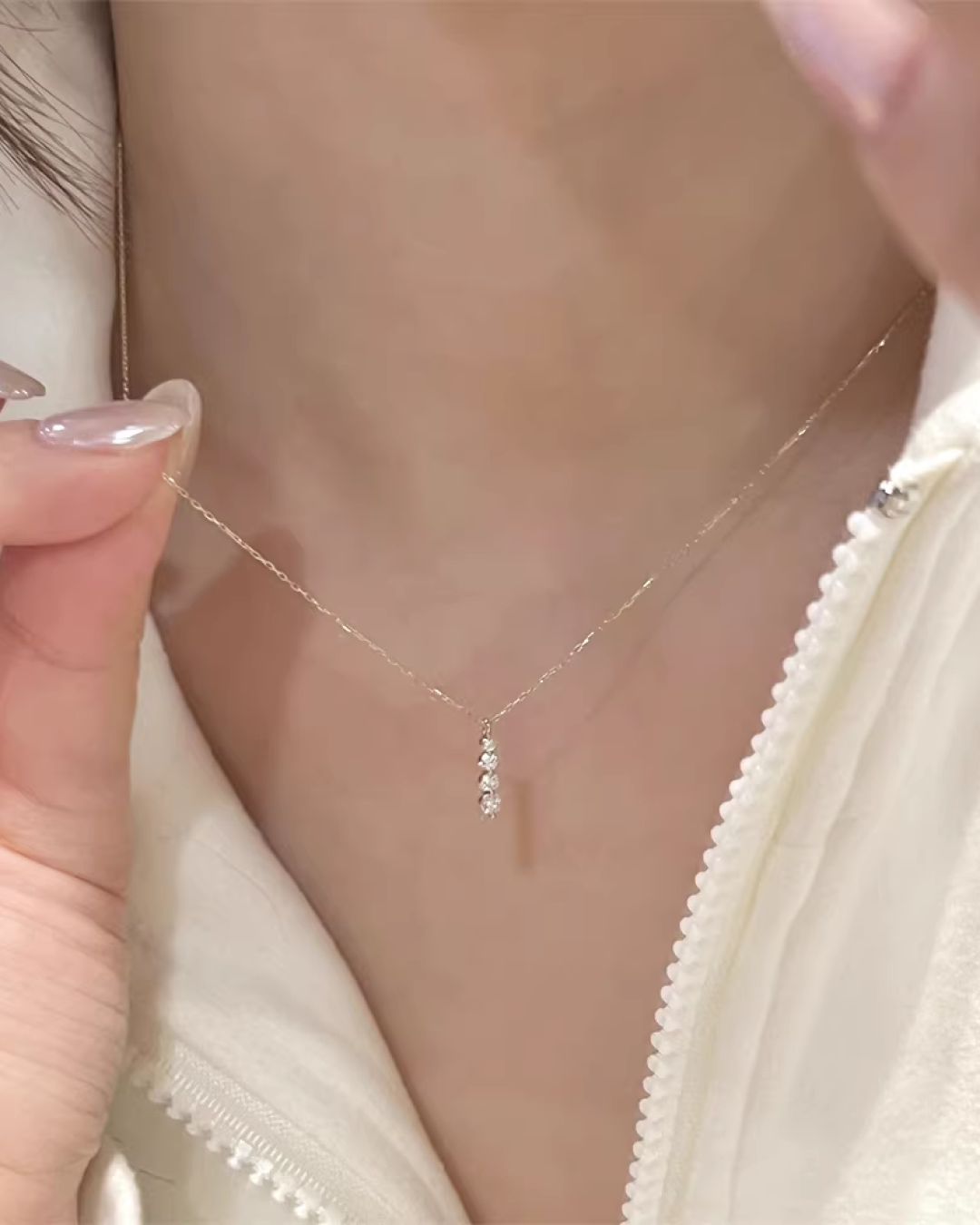 Four Mini Chaem Necklace AC0017