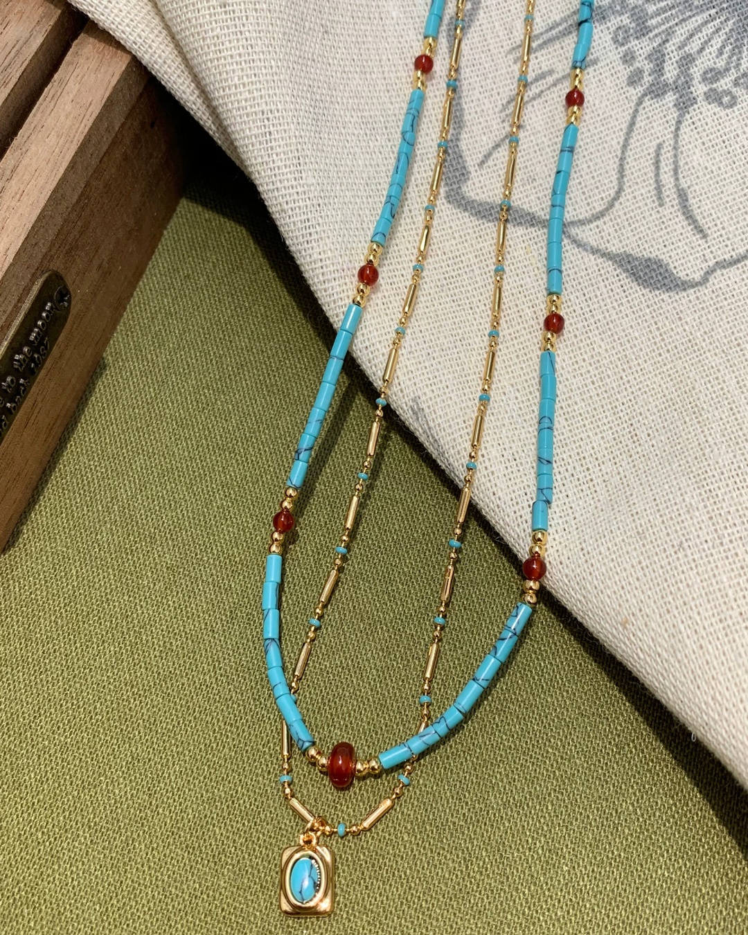 Gold Chain &Skyblue Stone Necklace AC0043