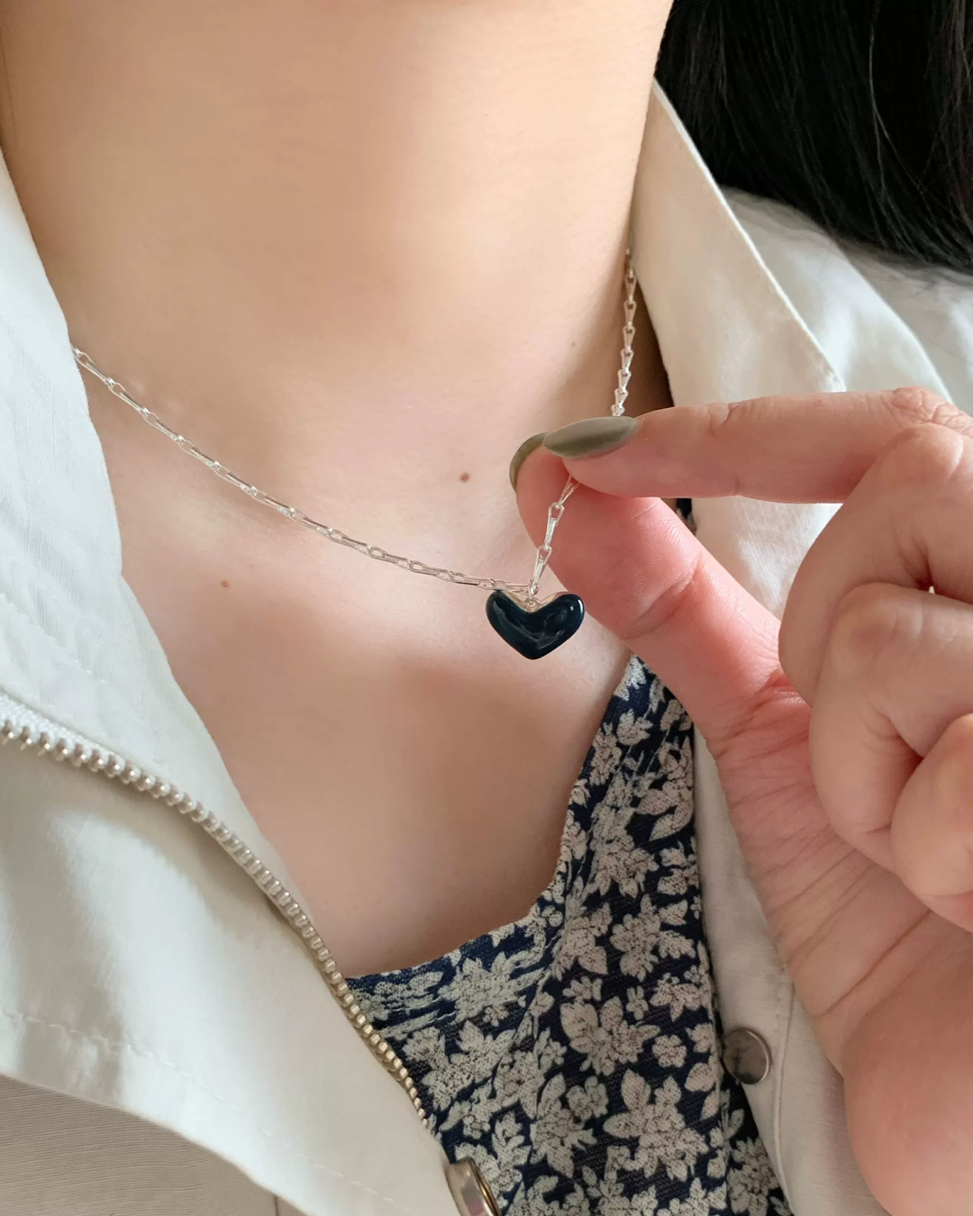 Deep Blue Heart Necklace AC0053