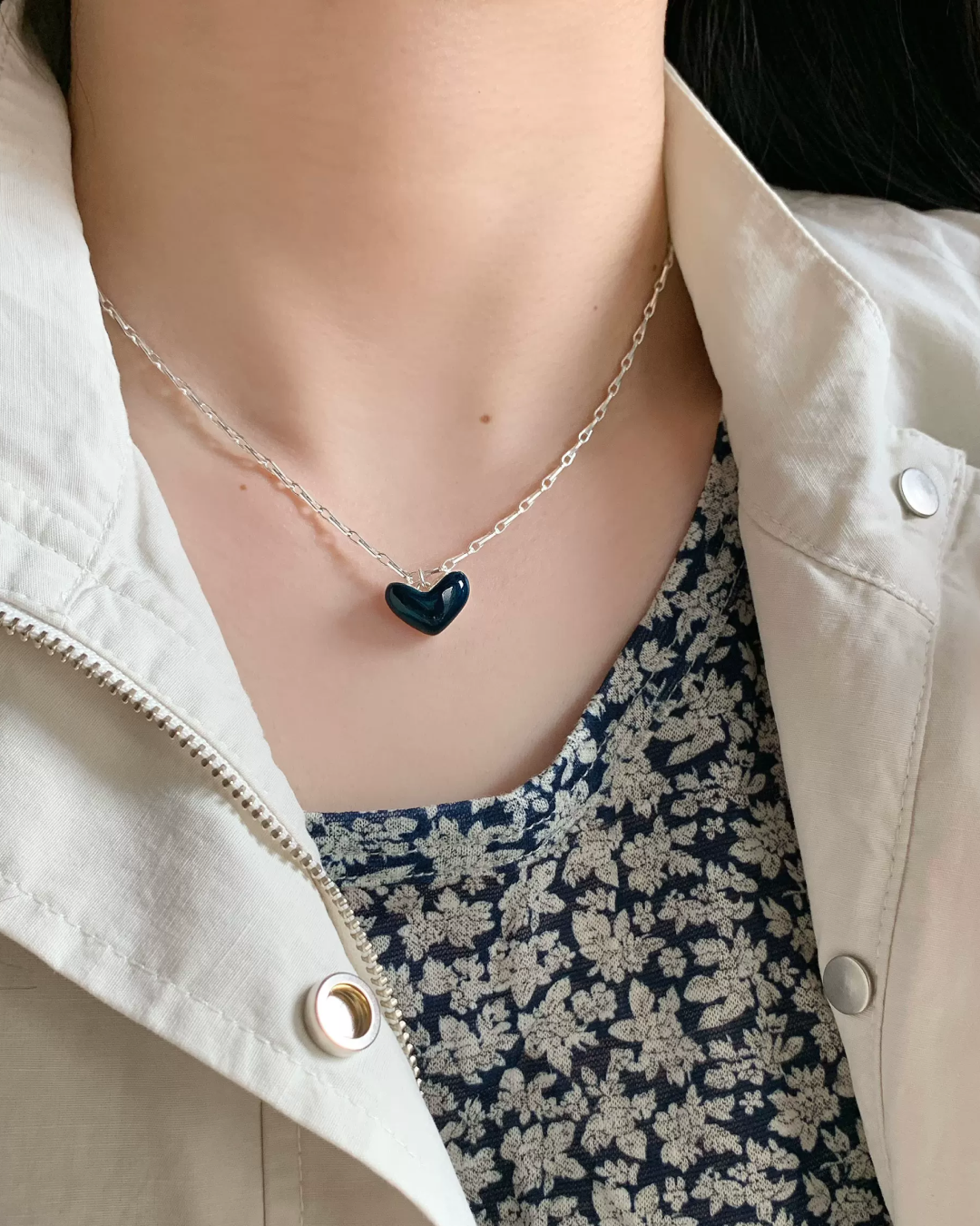 Deep Blue Heart Necklace AC0053