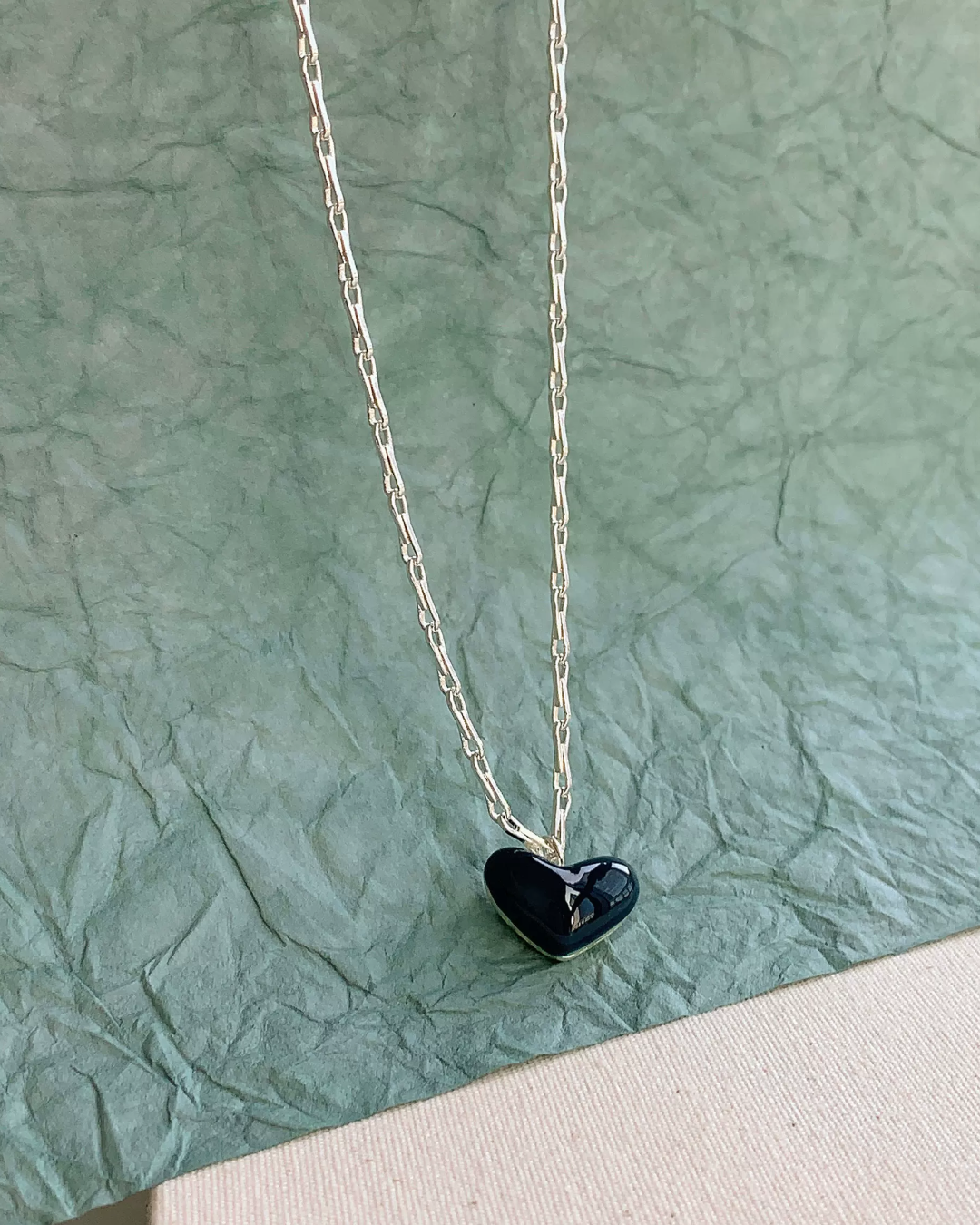 Deep Blue Heart Necklace AC0053