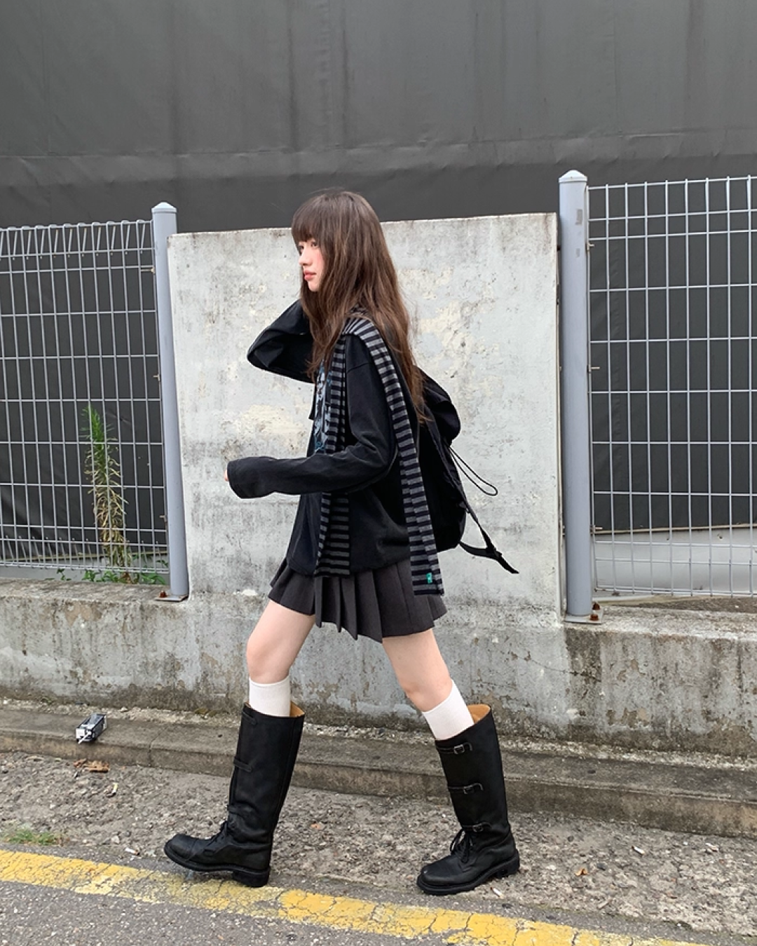 Front Rock Print Tee　B0001