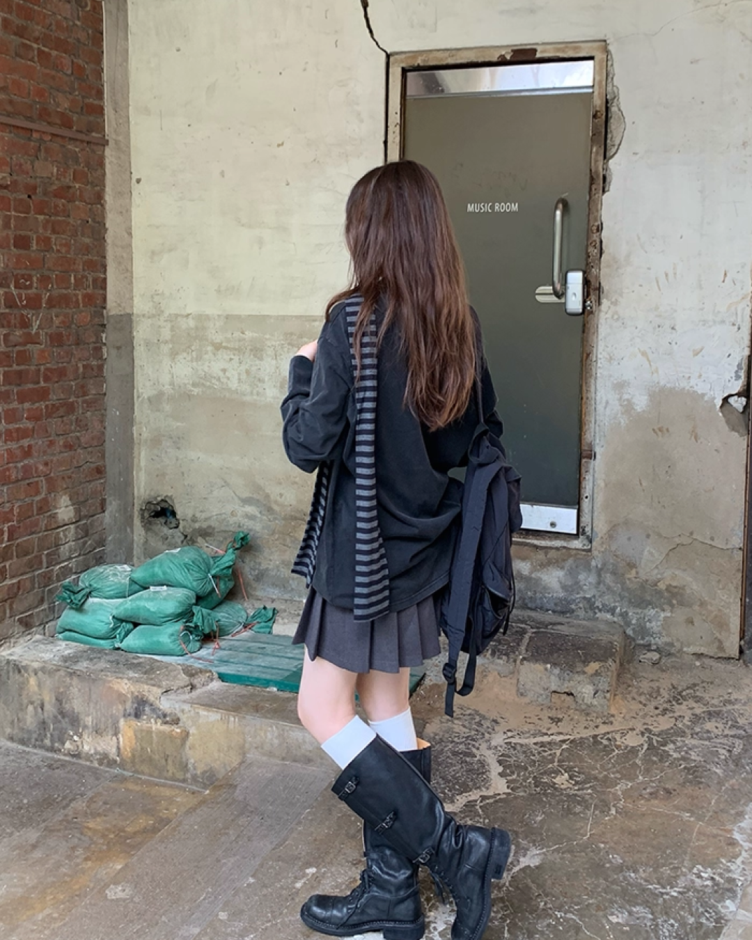 Front Rock Print Tee　B0001