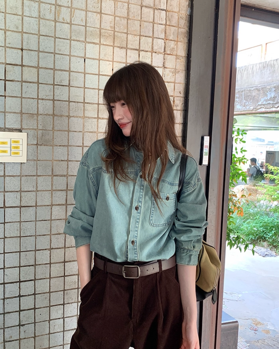 Back Embroidery Denim Shirts　B0005