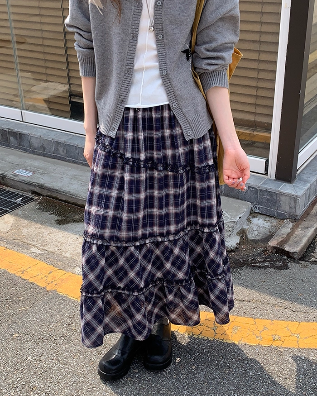 Lace Fabric Check Skirt B0011