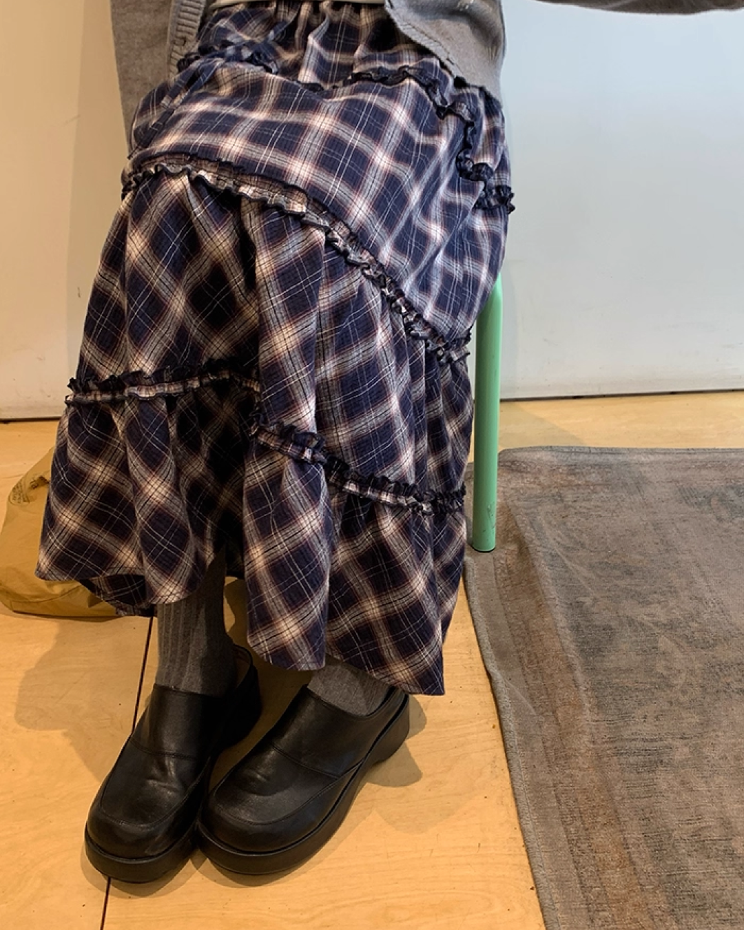 Lace Fabric Check Skirt B0011