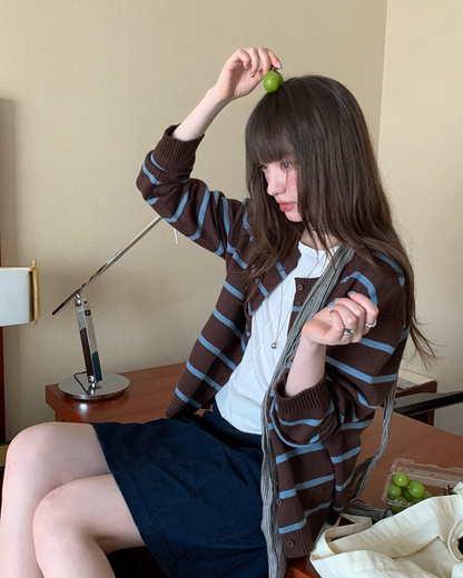 Striped Knit Cardigan B0021