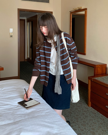 Striped Knit Cardigan B0021