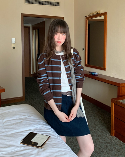 Striped Knit Cardigan B0021