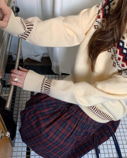Nordic Pattern Knit Sweater B0024