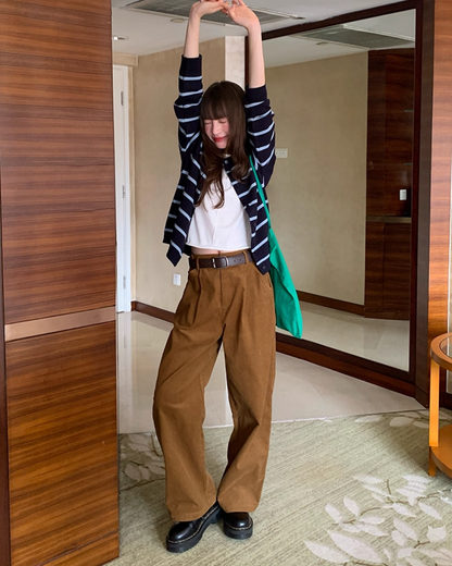 Classic Corduroy Tuck Pants BU0030