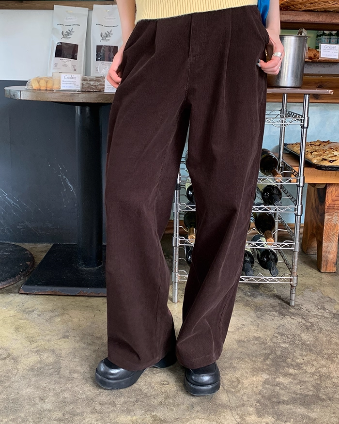 Classic Corduroy Tuck Pants BU0030