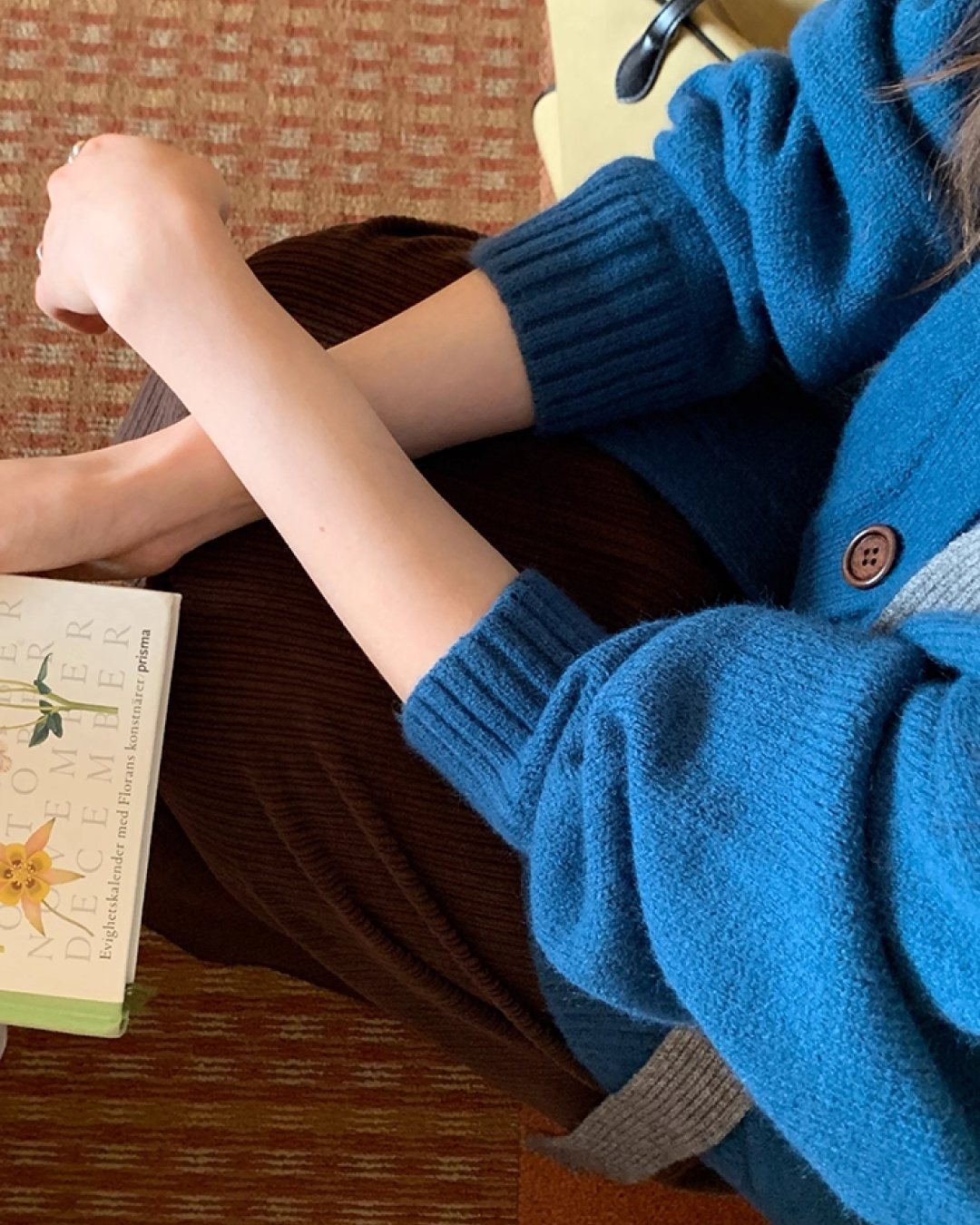 Loose Pocket Knit Cardigan BU0031