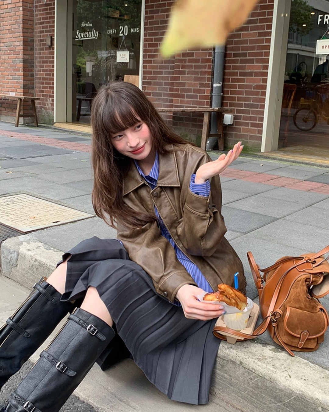 Pleats Middle Skirt BU0009