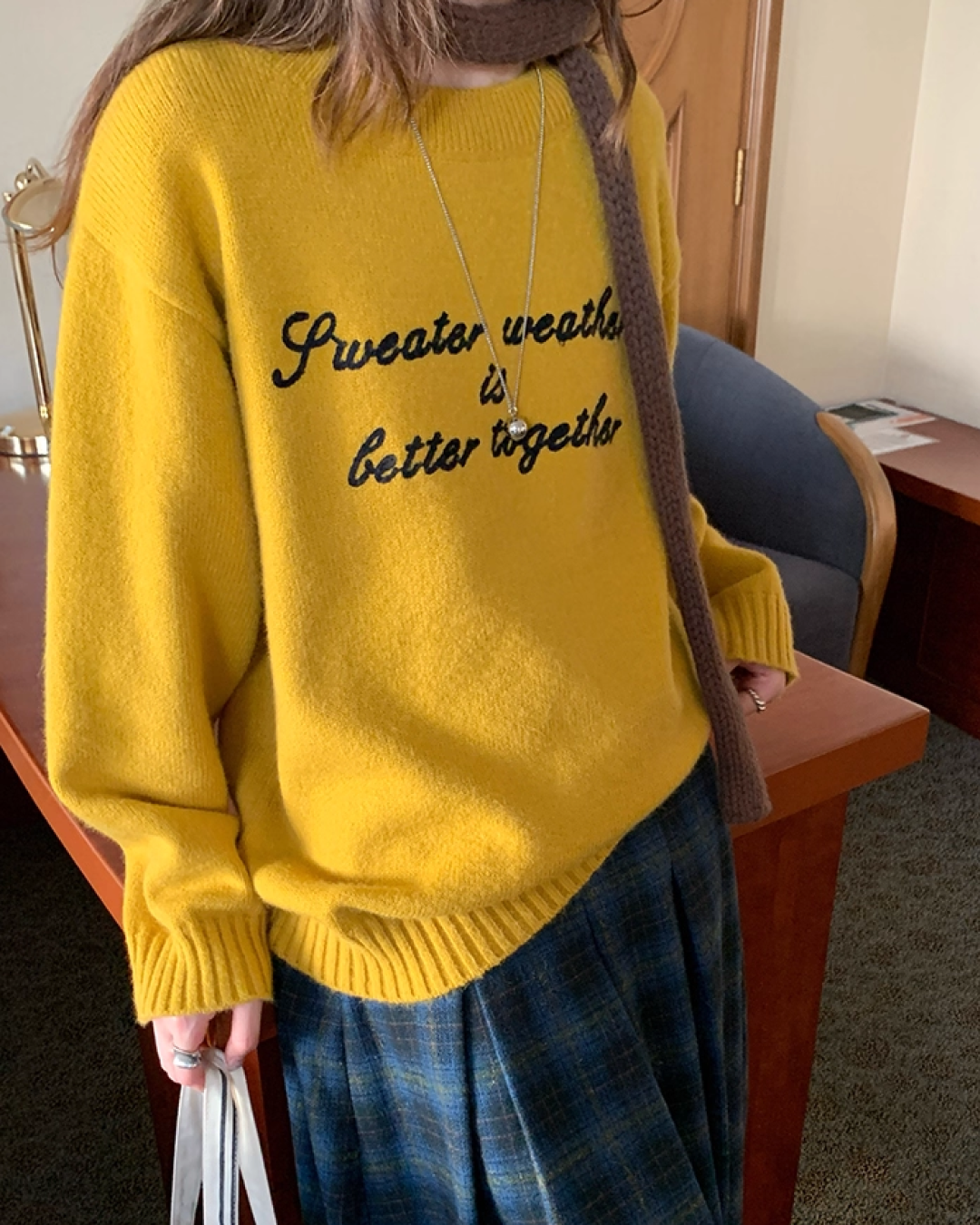 Color Lettering Knit BU0036