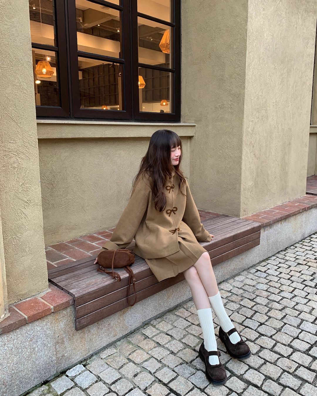 Brown Botton Ribbon Design Matching cloth BU0045