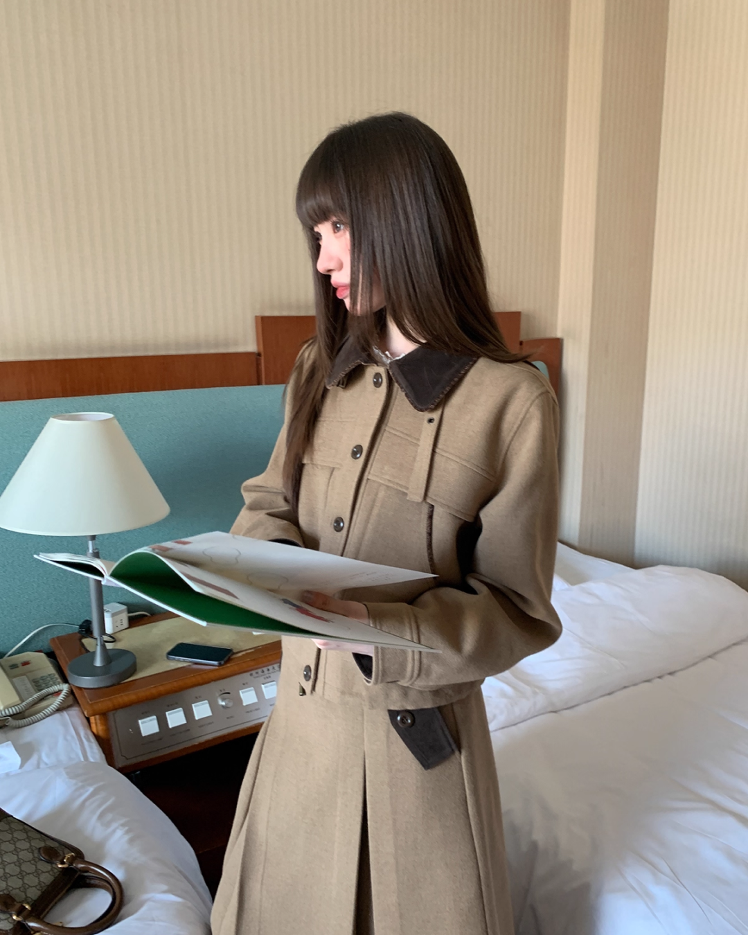 Brown Collar Switching Matching cloth BU0046