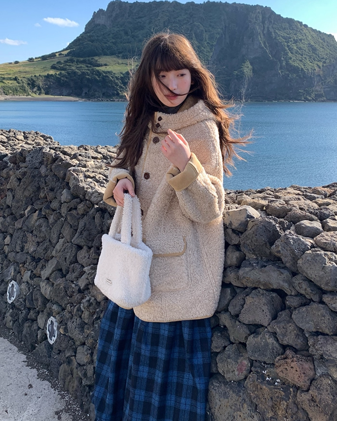 Reversible Boa Jacket BU0056