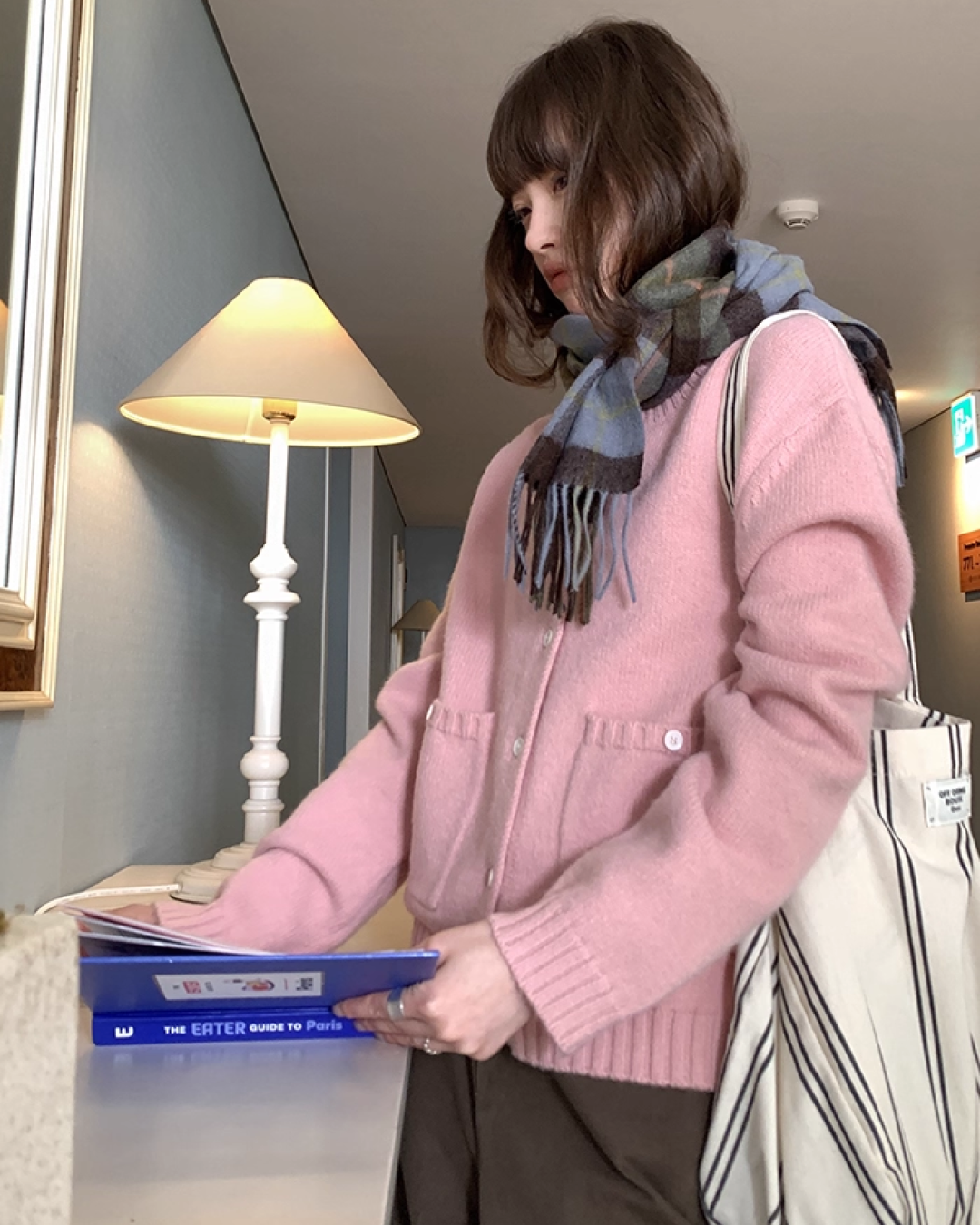 Short  Pocker Knit Cardigan BU0057