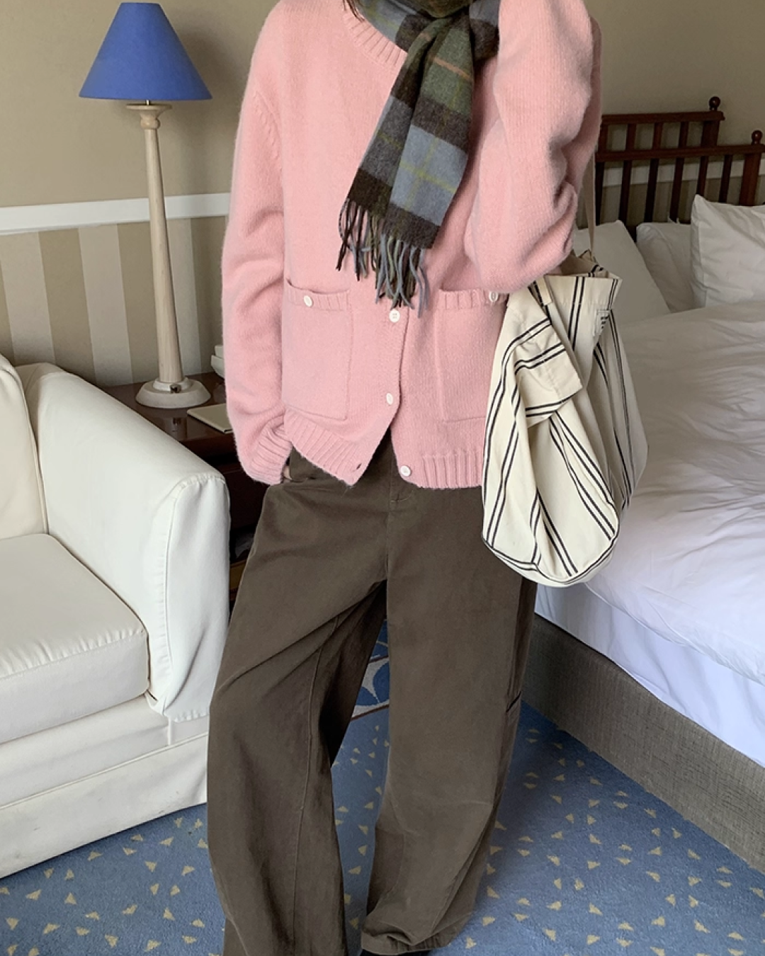 Short  Pocker Knit Cardigan BU0057