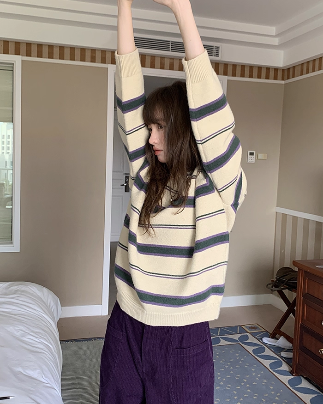 Stripe V-neck Knit BU0064