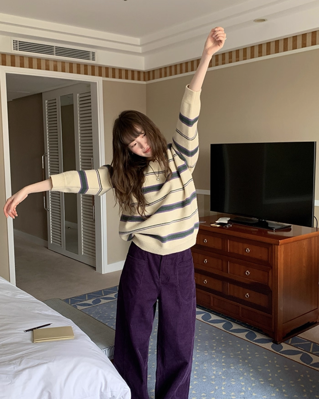 Stripe V-neck Knit BU0064