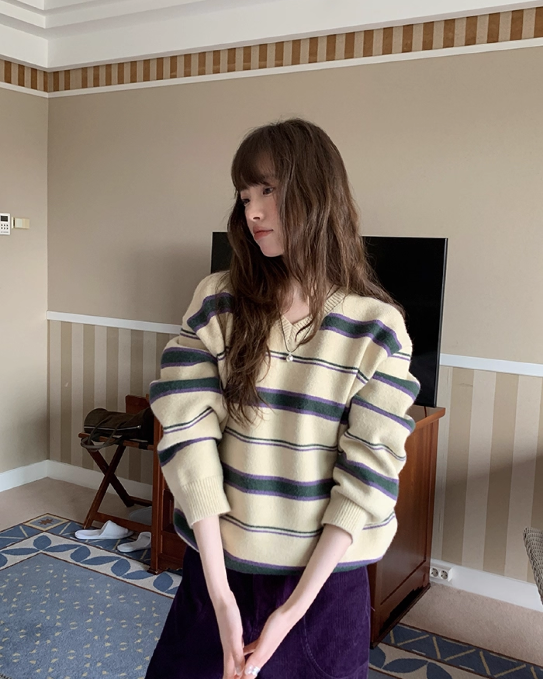 Stripe V-neck Knit BU0064