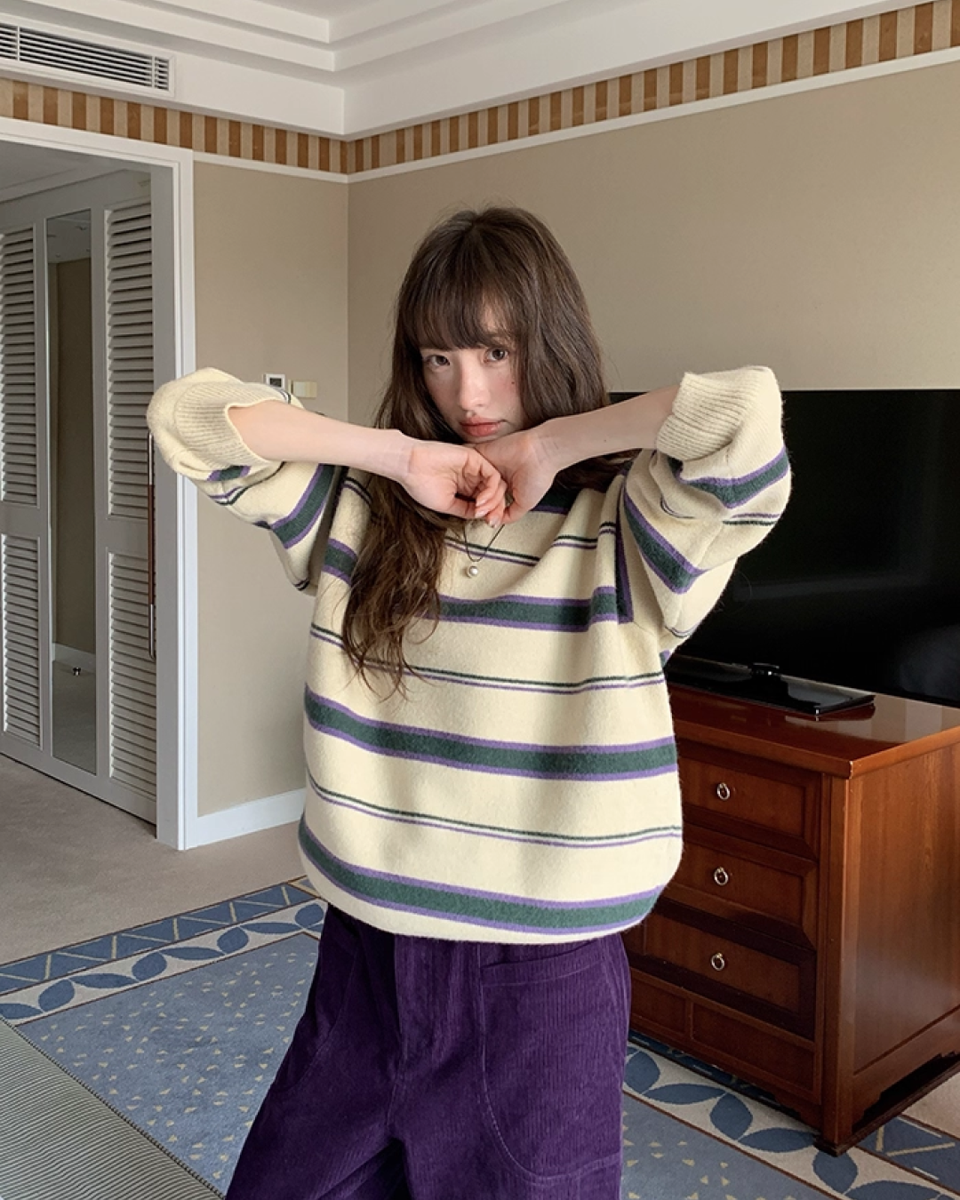 Stripe V-neck Knit BU0064