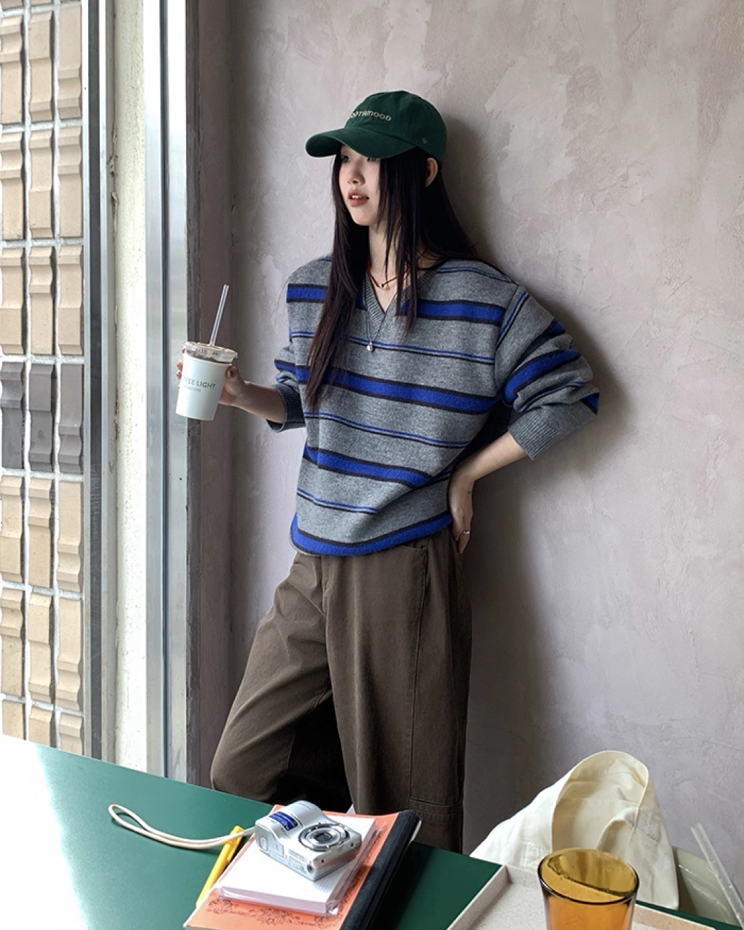 Stripe V-neck Knit BU0064