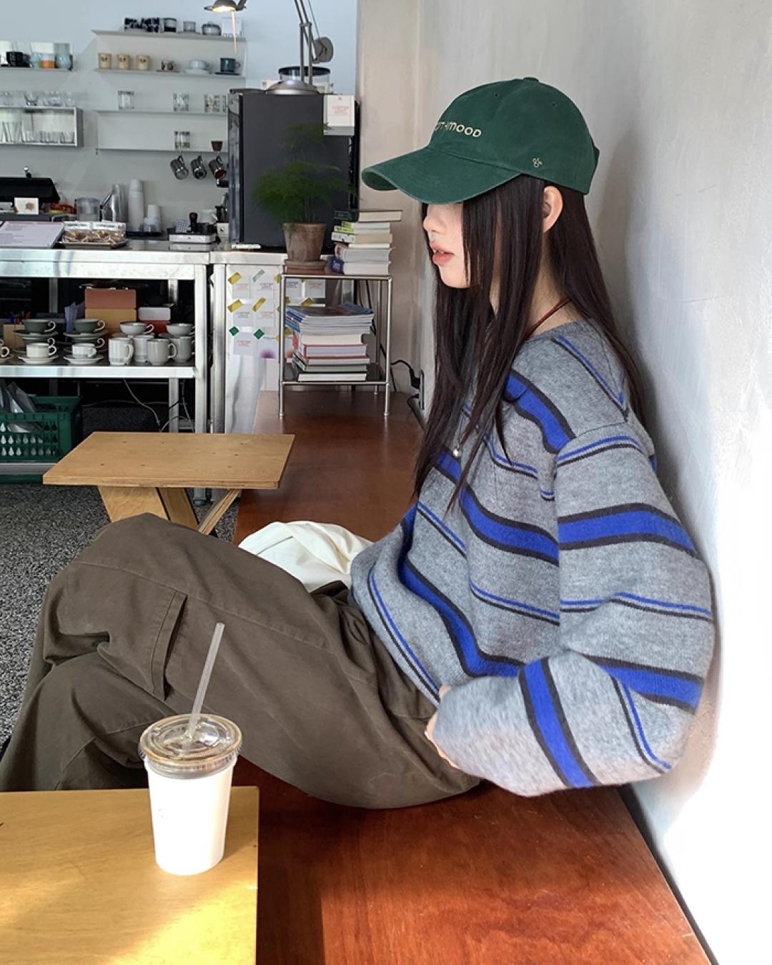 Stripe V-neck Knit BU0064