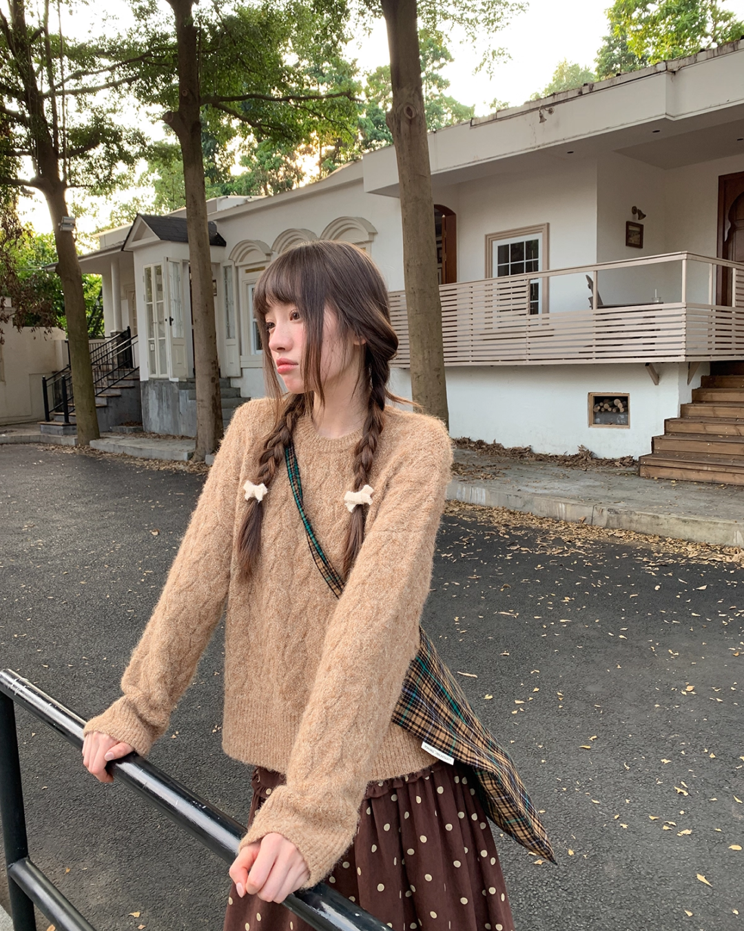 Sparkling Short Color Knit BU0069