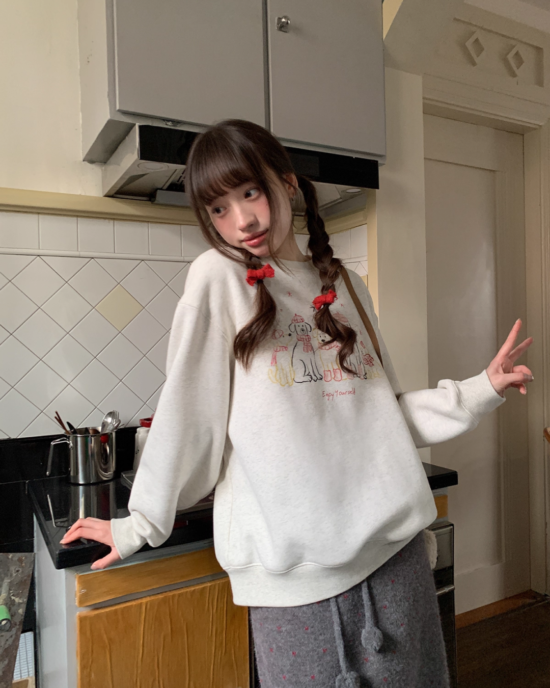 Dog Print Sweatshirt BU0083