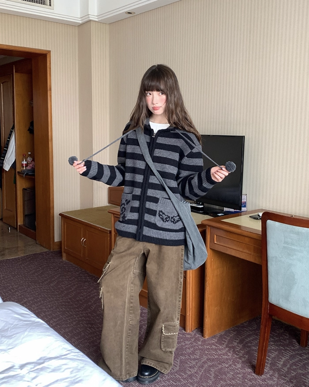 Border Pocket Design Knit Hoodie BU0091