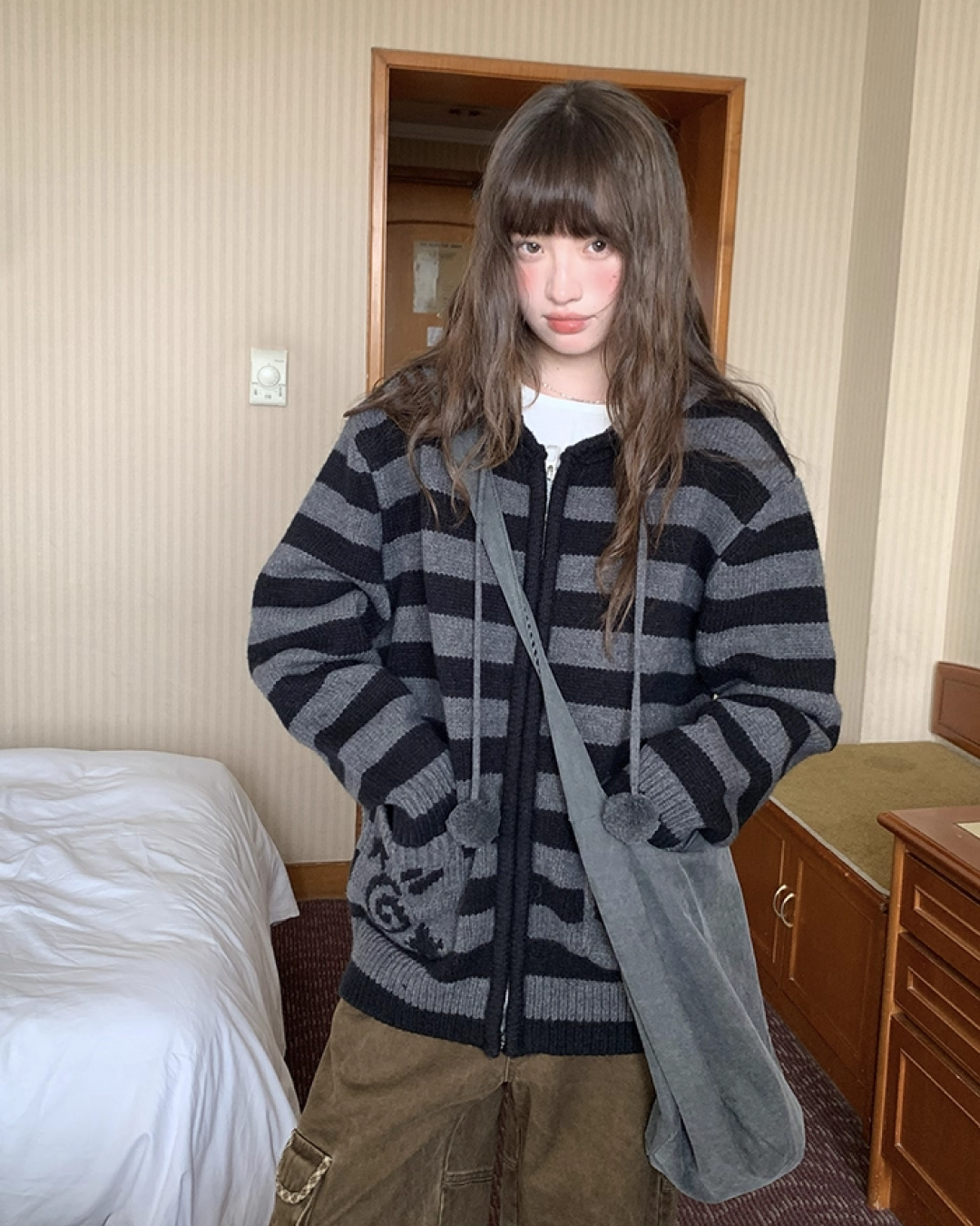 Border Pocket Design Knit Hoodie BU0091