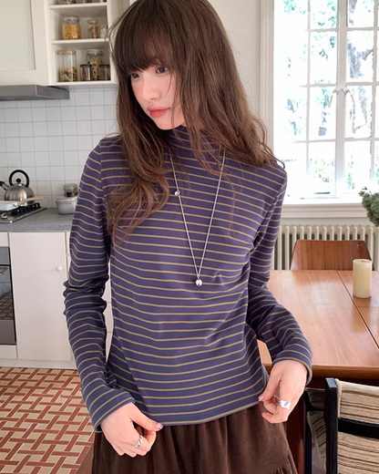 Border Mock Neck Tops BU0108