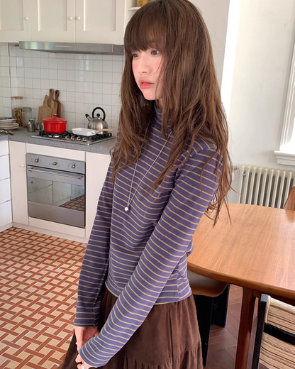 Border Mock Neck Tops BU0108