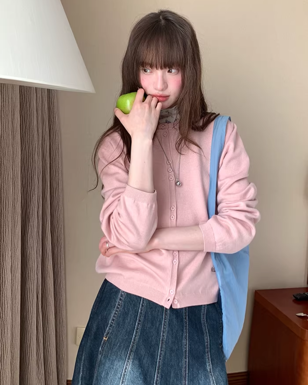 Color Accent Button Cardigan BU0116