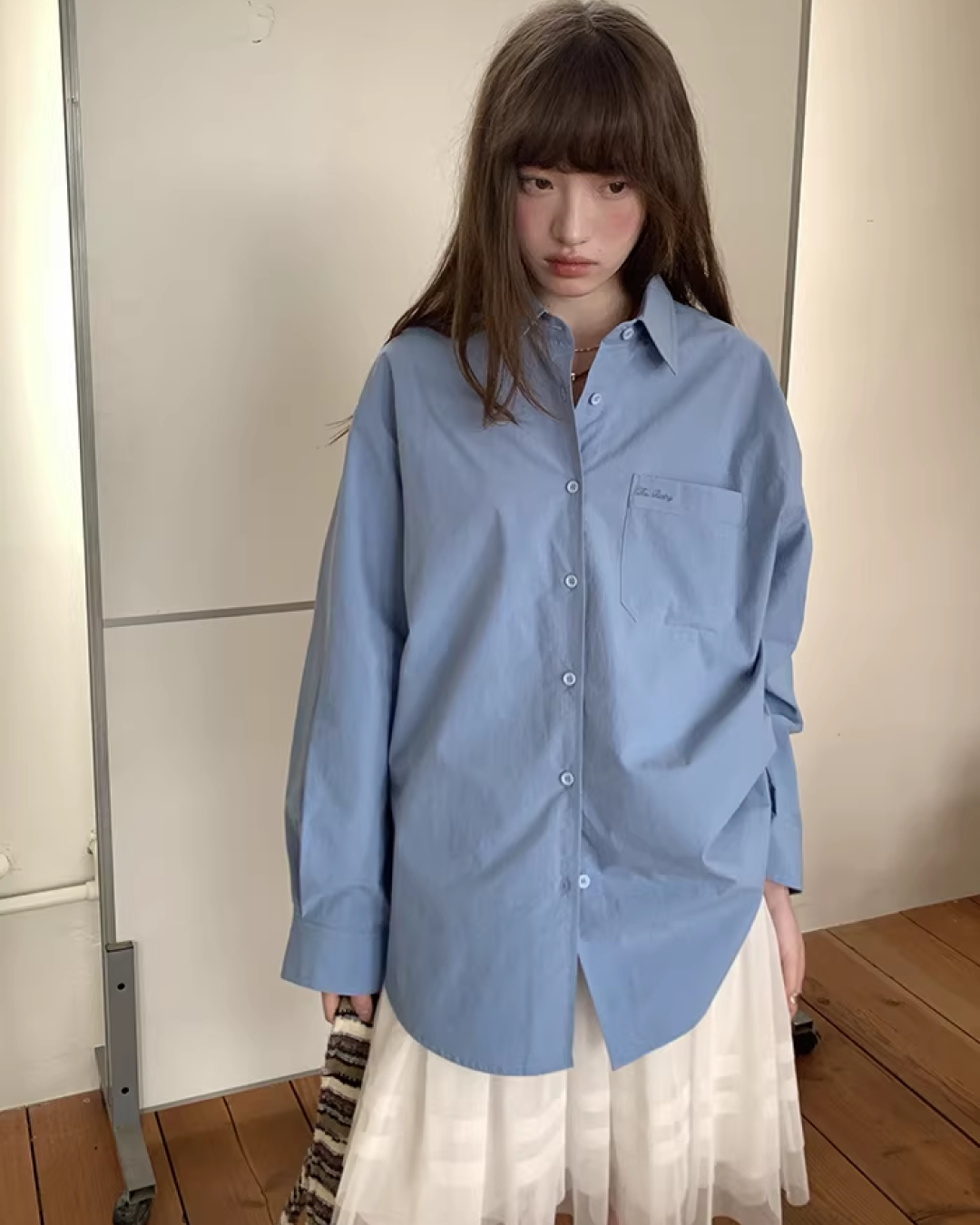 Color Chest Lettering Shirt BU0120