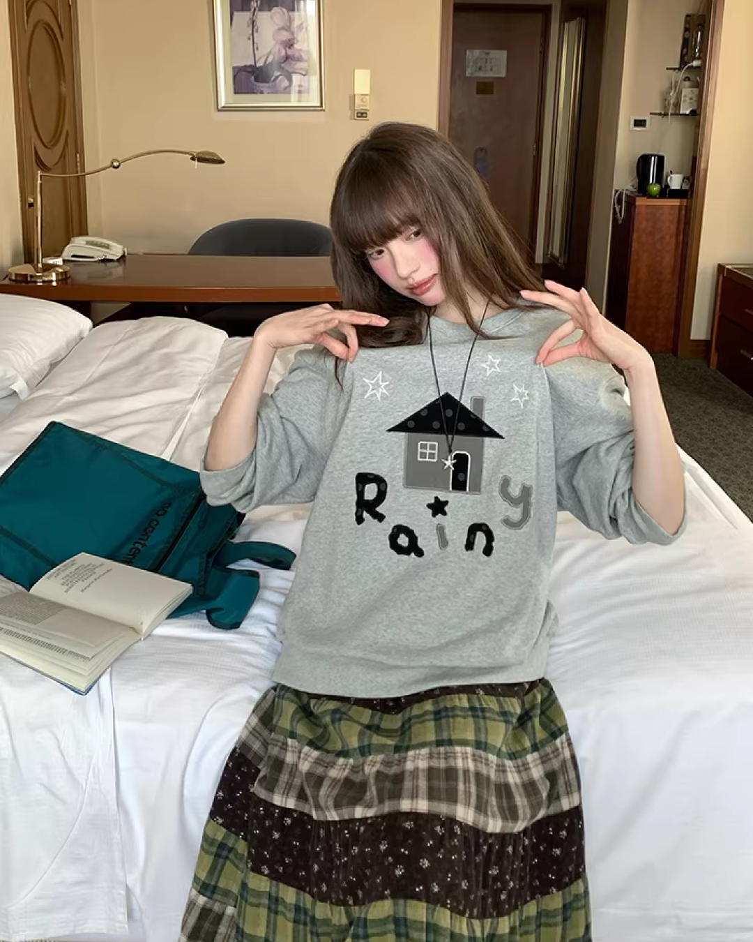 Front Print Sweatshirt  BU0123