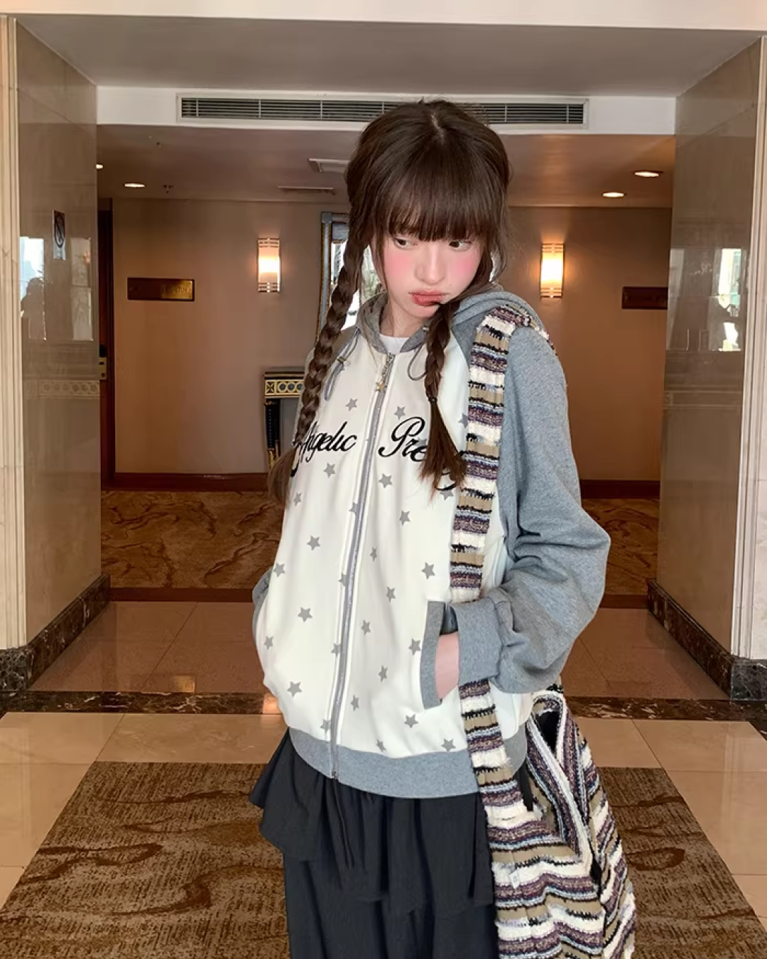 Bicolor Star Print Zip Hoodie BU0127