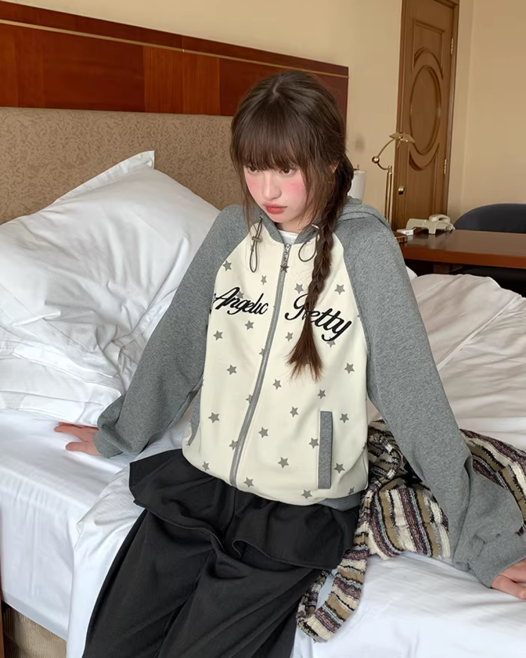 Bicolor Star Print Zip Hoodie BU0127