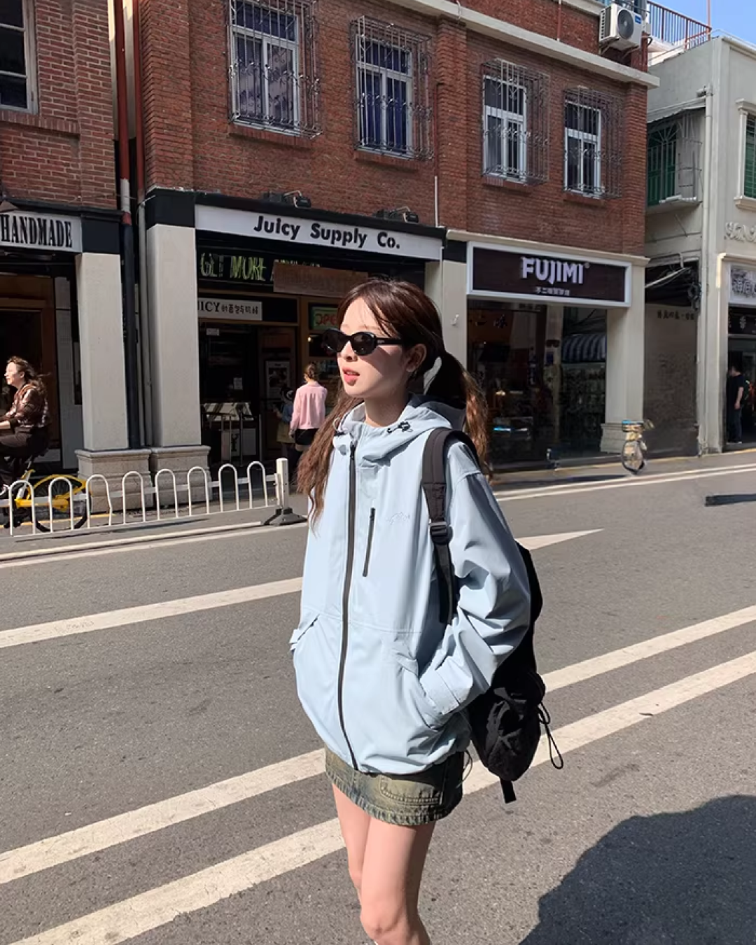 Nylon Windploof Drawstring Jacket BU0138