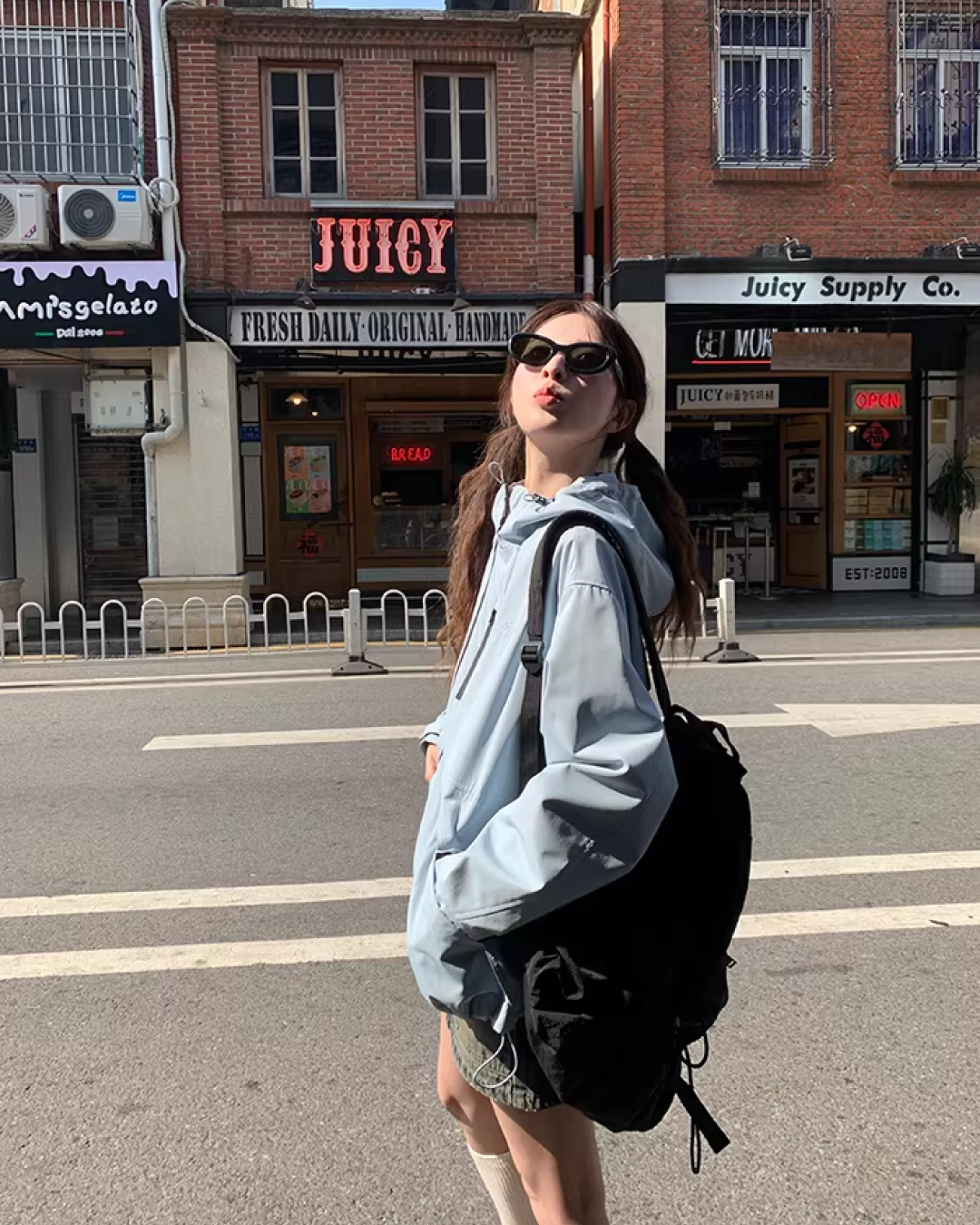 Nylon Windploof Drawstring Jacket BU0138