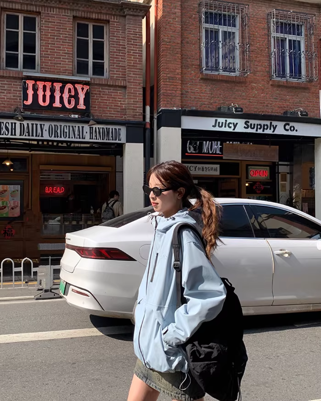 Nylon Windploof Drawstring Jacket BU0138