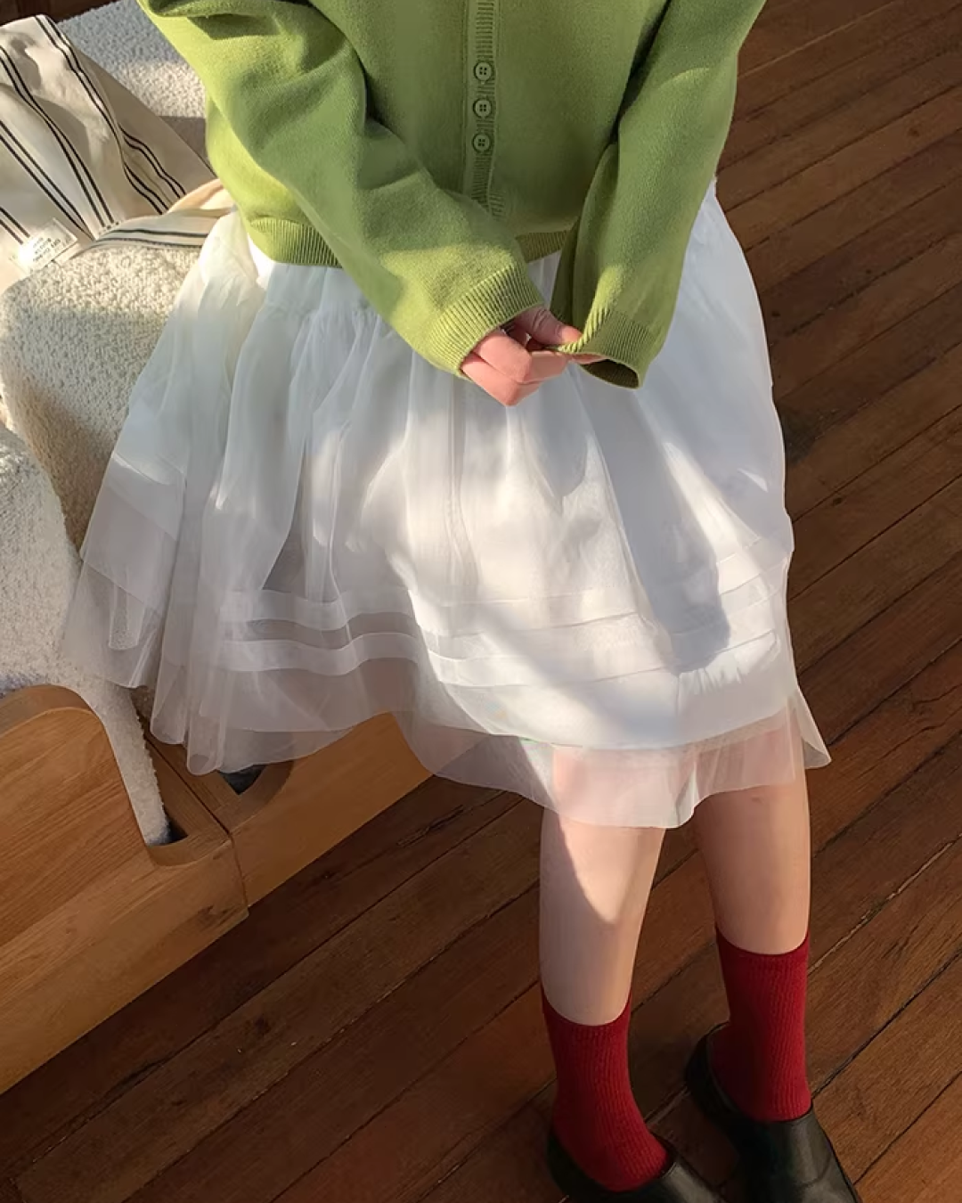 White  Lace Skirt  BU0139